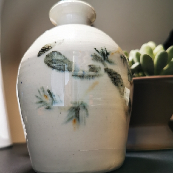 Small Hand Painted Pottery Bud Vase - Picture 13 of 14